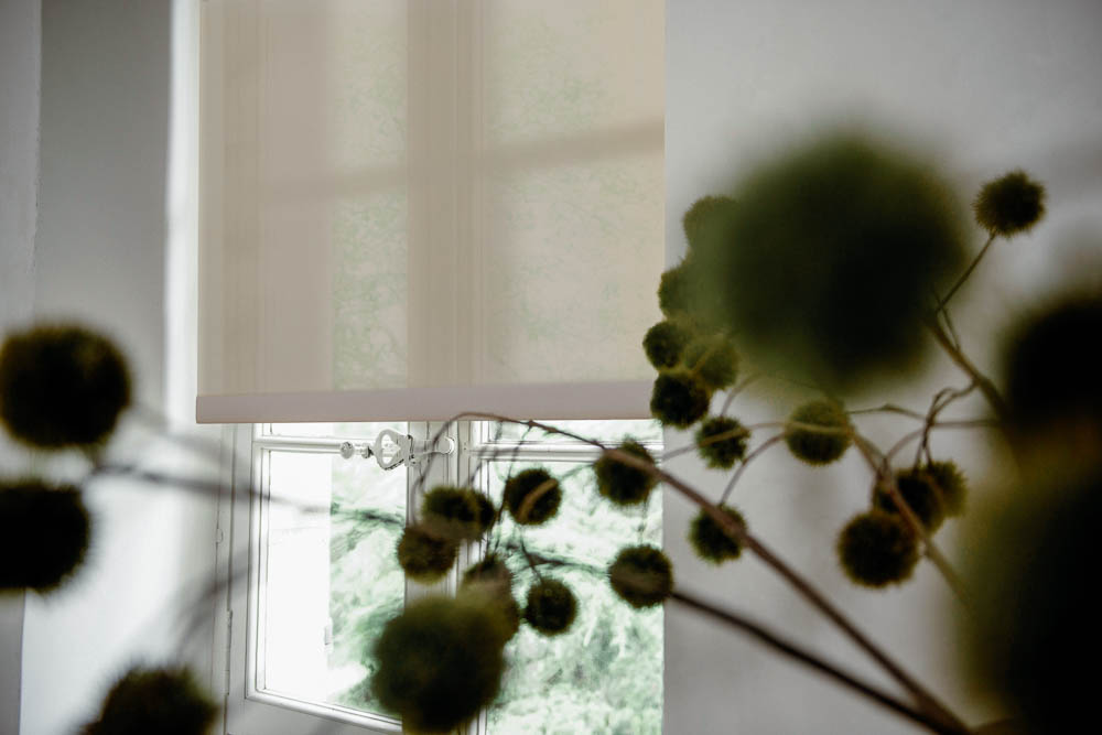 3% solar shade in tan.
