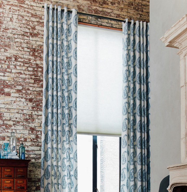grommet drapes print
