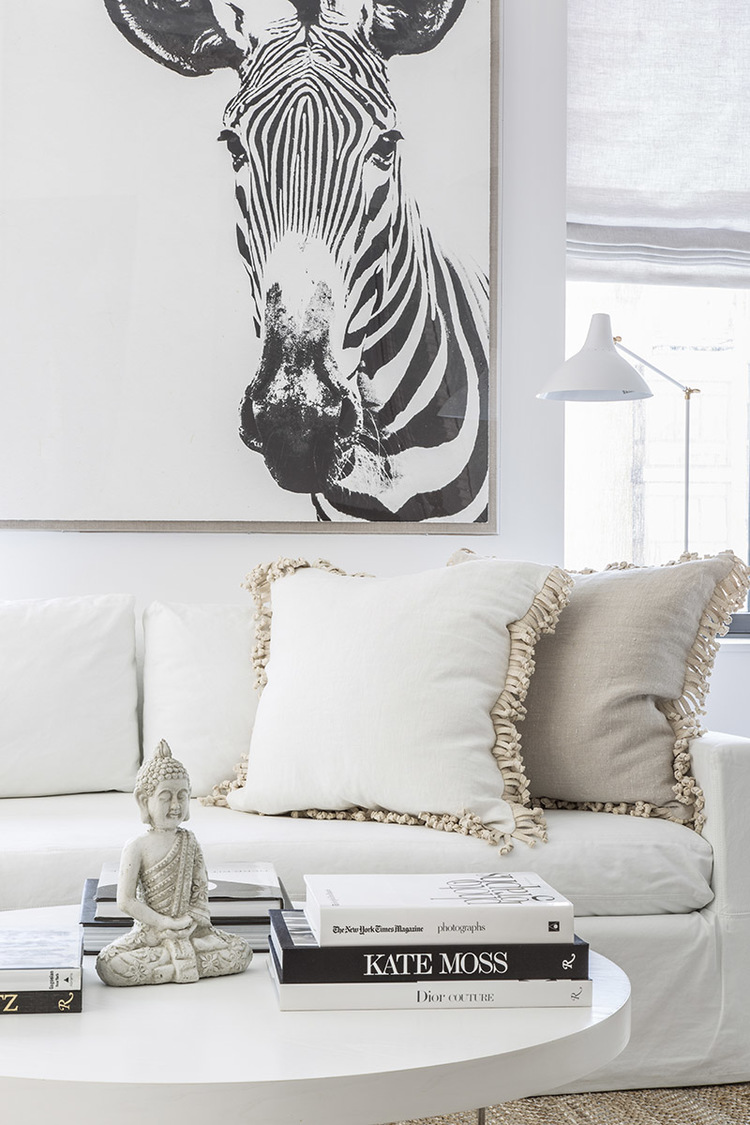Sissy & Marley living room